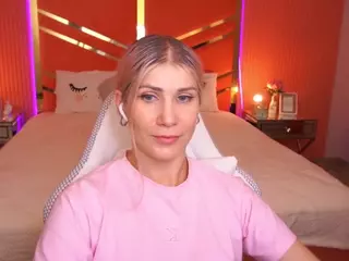 cassandragood's Live Sex Cam Show