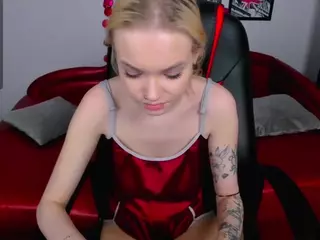 Ella's Live Sex Cam Show
