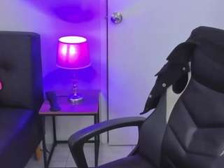  issa-smithhh chat room