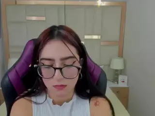 I S S A's Live Sex Cam Show