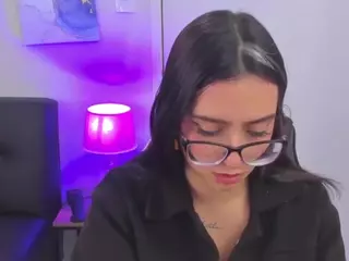 I S S A's Live Sex Cam Show