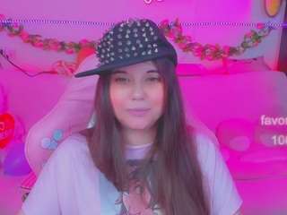 lolisuccub webcam