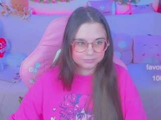 lolisuccub webcam
