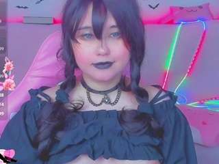 lolisuccub Live Webcam on CamSoda