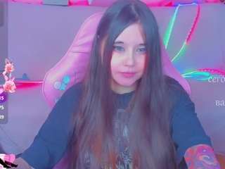 lolisuccub's CamSoda show and profile