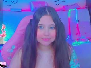 lolisuccub Live Webcam on CamSoda