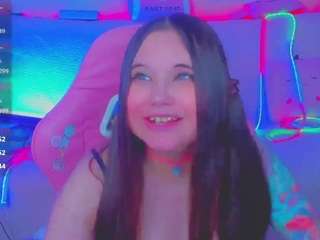 lolisuccub live cam profile