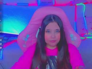 lolisuccub live cam profile