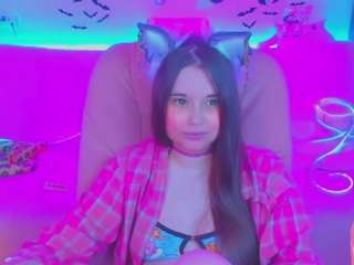 lolisuccub private show