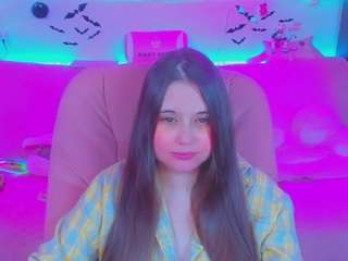 lolisuccub live webcam show