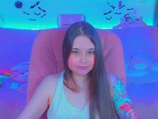 lolisuccub live webcam show
