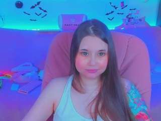 lolisuccub live webcam show