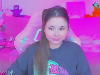 lolisuccub's Live Sex Cam Show