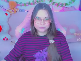 lolisuccub's Live Sex Cam Show