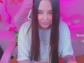 lolisuccub's Live Sex Cam Show