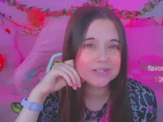 lolisuccub's Live Sex Cam Show