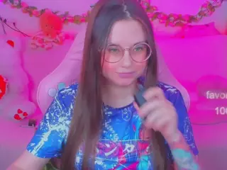 lolisuccub's Live Sex Cam Show
