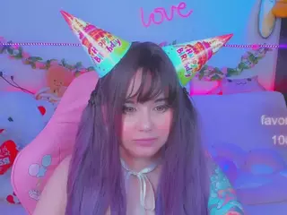 lolisuccub's Live Sex Cam Show