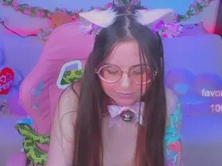 lolisuccub's Live Sex Cam Show