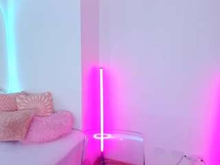 yulli-1 Live Webcam on CamSoda