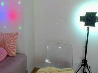 yulli-1 Live Webcam on CamSoda