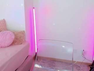 yulli-1 Live Webcam on CamSoda