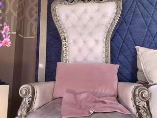 Image 1 of janna-rousse3, female webcam model,  years old, on live webcam