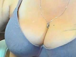 SquirtySexyMilf