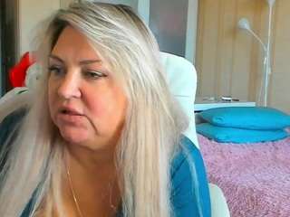 SquirtySexyMilf