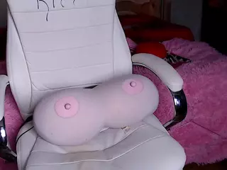 SquirtySexyMilf's Live Sex Cam Show