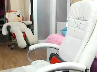 SquirtySexyMilf's Live Sex Cam Show