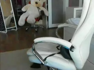 SquirtySexyMilf's Live Sex Cam Show