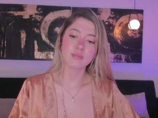 evebenson Live Webcam on CamSoda