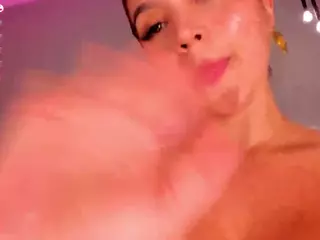 LaraBaker's Live Sex Cam Show