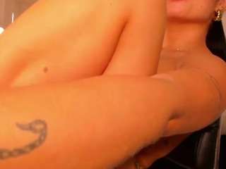 mollyjones Live Webcam on CamSoda