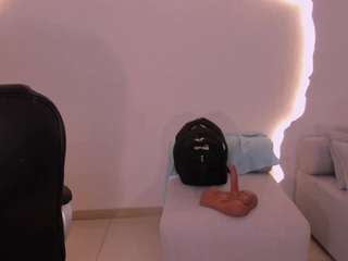 MollyJones live webcam show