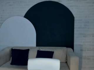 niaholland webcam