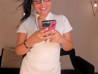 ninamichellex live webcam show