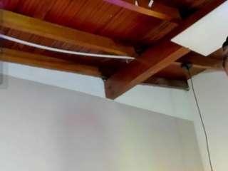 Live webcam model victoria-rouse on Soda Cams