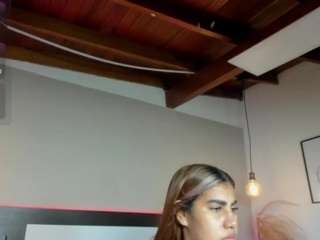 victoria-rouse live cam profile