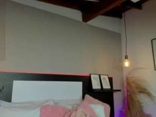 victoria-rouse live cam profile