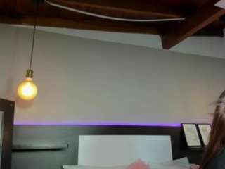 le modèle victoria-rouse est en webcam porno dans un show sur le site camsoda, il possède les tags suivants: anal,no drinking,young adult,toys,teen 18,tease,tattoos,strip,spank,pussy,ass,no smoking,lovense,fingers,dildo,deepthroat,cum,brown eyes,black hair,bedroom