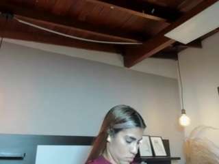 victoria-rouse webcam model