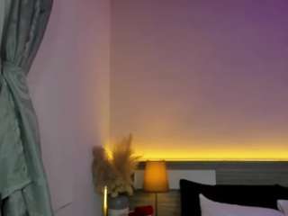 Victoria-Rouse live webcam show