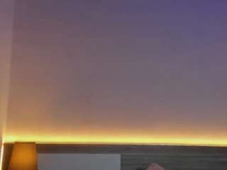 Victoria-Rouse live cam preview
