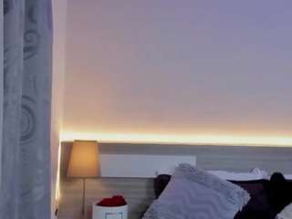 Victoria-Rouse live cam preview
