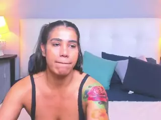 Victoria-Rouse's Live Sex Cam Show