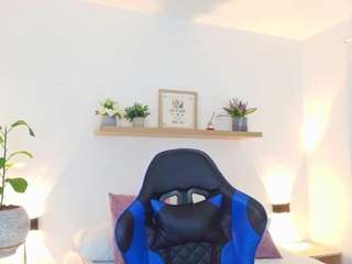 le modèle angelkiutyy est en webcam porno dans un show sur le site camsoda, il possède les tags suivants: amateur,ass,tease,spank,solo,masturbation,lush,lingerie,handjob,flashing,fingers,fetish,feet,dildo,cum,brown eyes,blowjob,bj,bikini,bedroom