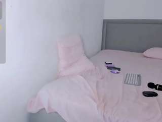 Live cam show with SweeetMay