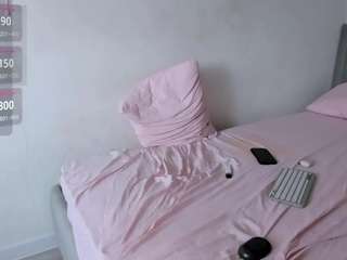 snow-doll live webcam show